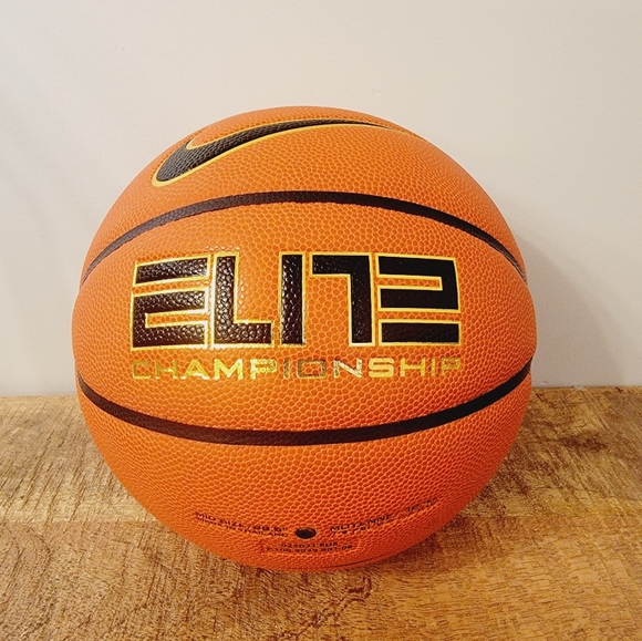 Nike Elite Championship Gold Women's Kay Yow Size 6 Game Ball 28.5” Basketball - Picture 3 of 4